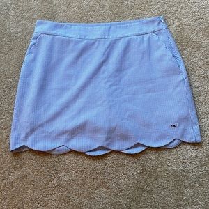 LNWOT- Vineyard Vines Blue and White strip skort , size 12